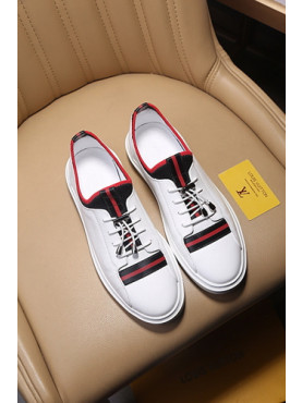 루이** 레더 스니커즈