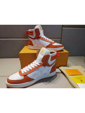 루이** 스니커즈