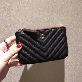 [CHANEL]샤* 쉐브론 미니 파우치 A82365-1