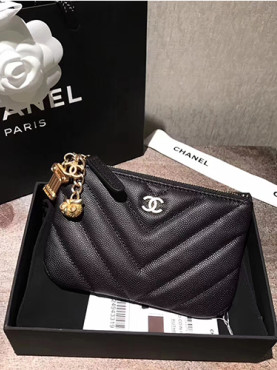  CHANEL 샤* 참 쉐브론 미니 파우치 A82365-3