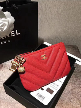 [CHANEL]샤* 참 쉐브론 미니 파우치 A82365-4