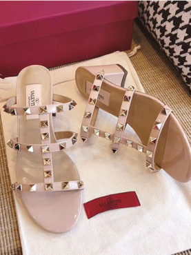 발렌** 락스터드 샌들힐 6cm M1347-6