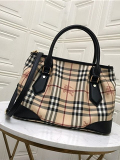 버** HAYMARKET CHECK 숄더백 B92271-1 신상