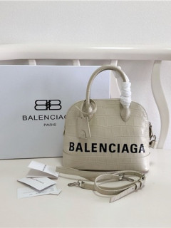 발렌*** 토트&숄더백 26CM B58991-3 신상