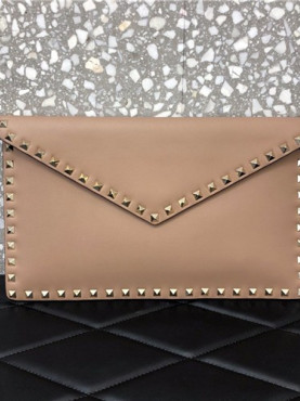 발렌** 락스터드 엔벨롭 클러치 30CM V632010-2