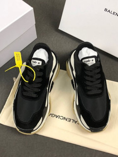 발렌*** 트리플S 남여공용 스니커즈 A717638380