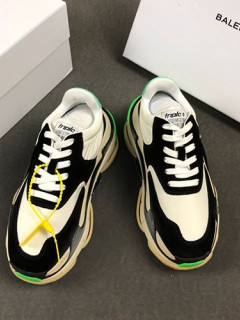 발렌*** 트리플S 남여공용 스니커즈 A717638380