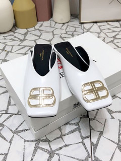 발렌*** 슬리퍼 봄신상 (220,250사이즈 주문제작)