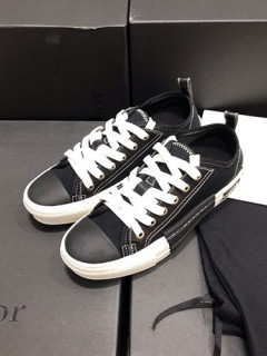디* 스니커즈 봄신상