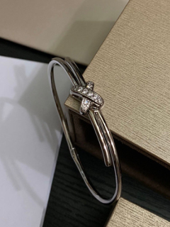 쇼* 팔찌 M6112 2020/신상 (정품과 비교가능한 퀄리티 )