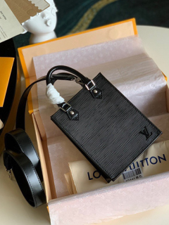  루이** 쁘띠 삭 플라 에삐 M69441 2020/신상