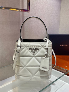  프** 두블레백 1BA217 2020/신상