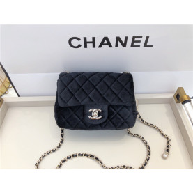 CHANEL 샤* 골드볼 쁘띠삭 미니 플랩백 18CM AS1786 신상