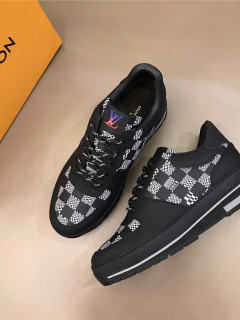  루이** 남성용 스니커즈 L64980-4 신상