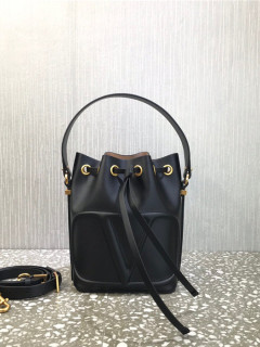  발렌** 버킷백 V2600-2