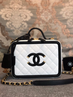 chanel 샤* 카메라백 AS93344