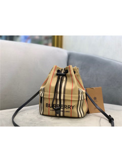  버** 버킷백 B61511