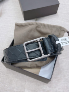 17위 BOTTEGA VENETA 보**베** 벨트 3.5CM BV80337