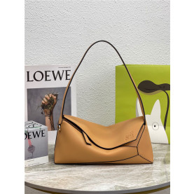 LOEWE 로** 퍼즐 호보백 L25400