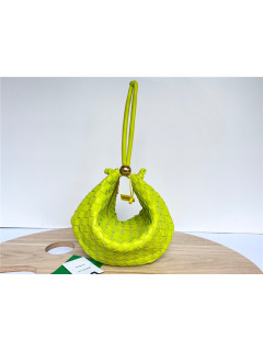 BOTTEGA VENETA 보**베** 호보백 B67080