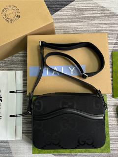  구* 인터로킹 G 디테일 메신저백 675891